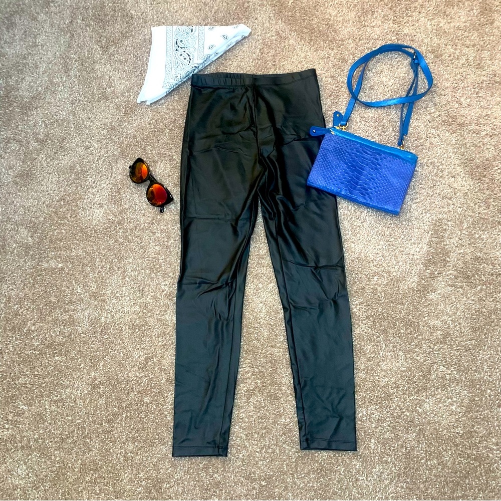 Faux Leather Stretch Leggings Sz S